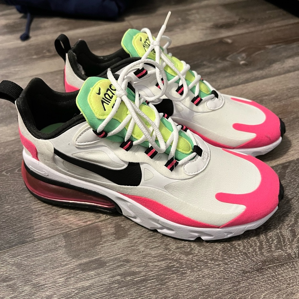 Nike shoes brand new never worn about 2 years old